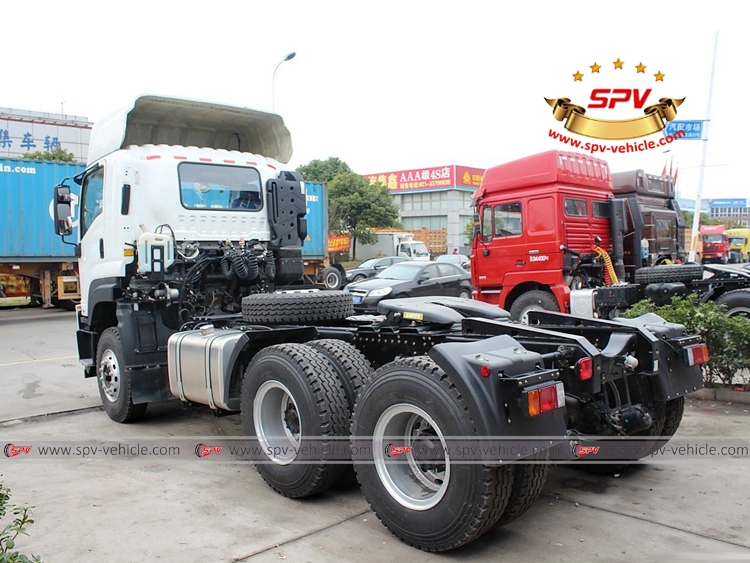 ISUZU Truck Head 6x4 - LB